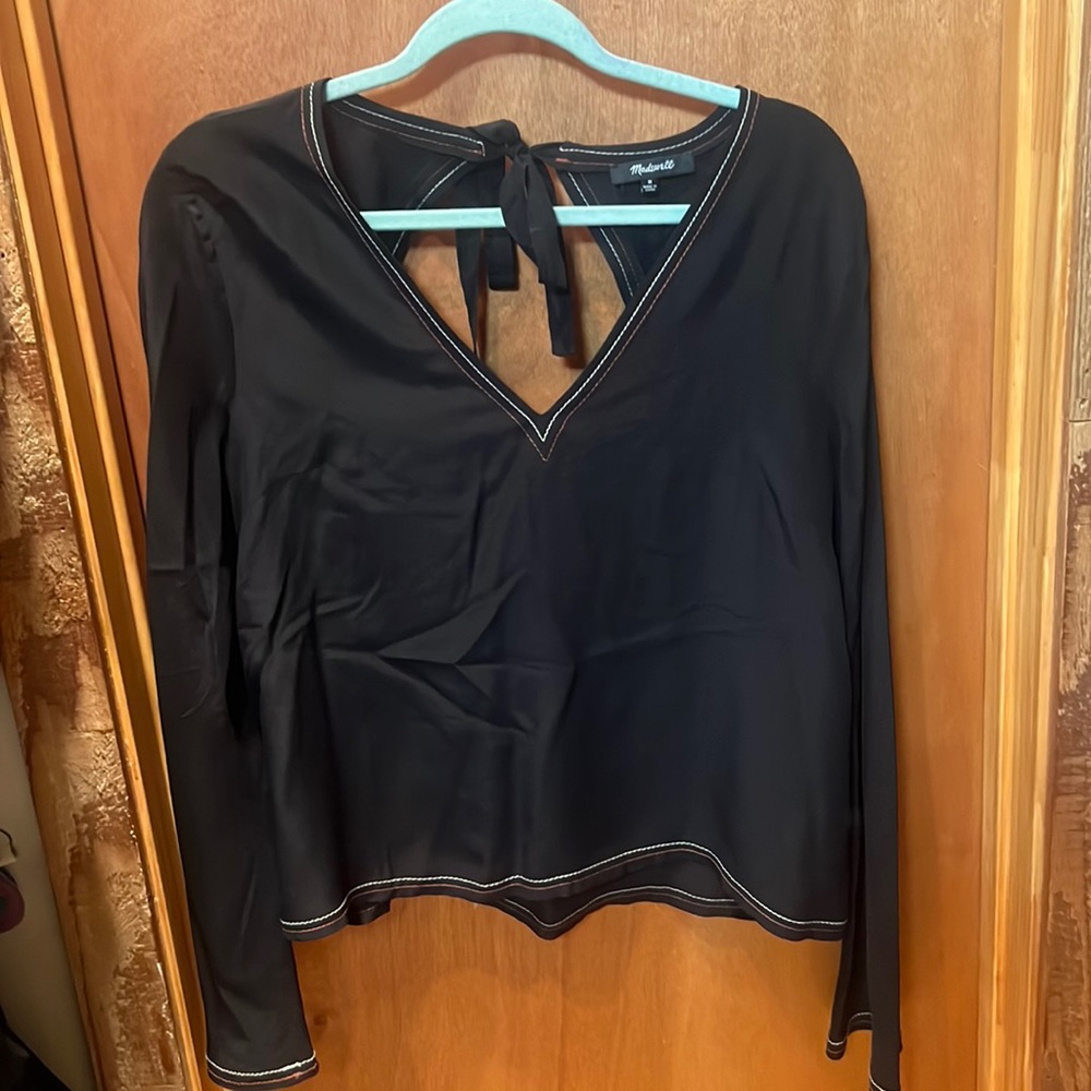 Madewell size M silk too, black with white and rust colored stitching